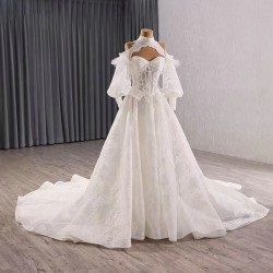 Sleeveless Wedding Dress Lace Appliques Sweetheart Neck Bridal Gowns With Detachable Sleeve