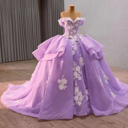 Elegant Lavender Ball Gown Dress with Delicate White Floral Appliqués & Voluminous Puffy Skirt – Whimsical Princess Style for Weddings or Special Events